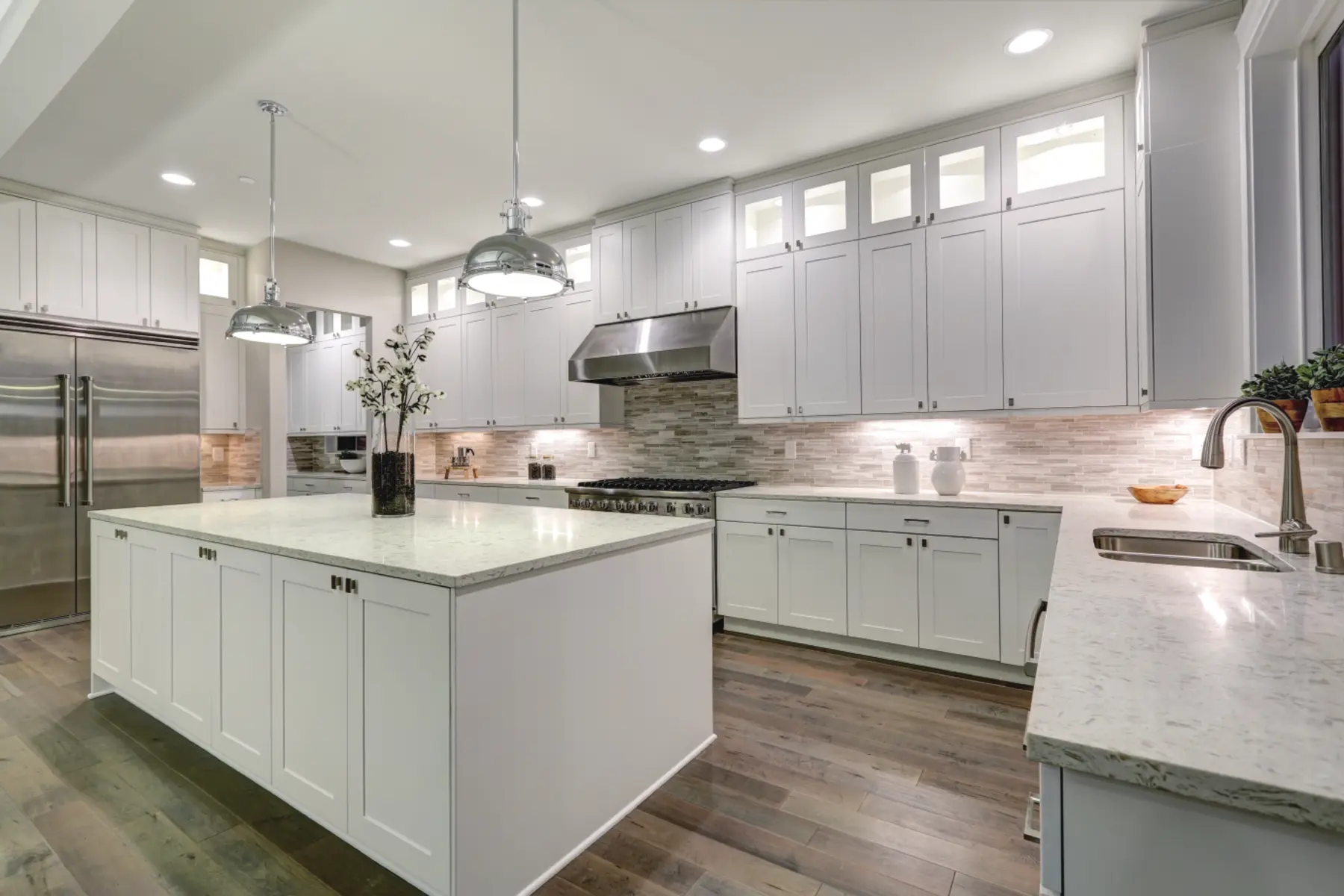 East Point Select light kitchen